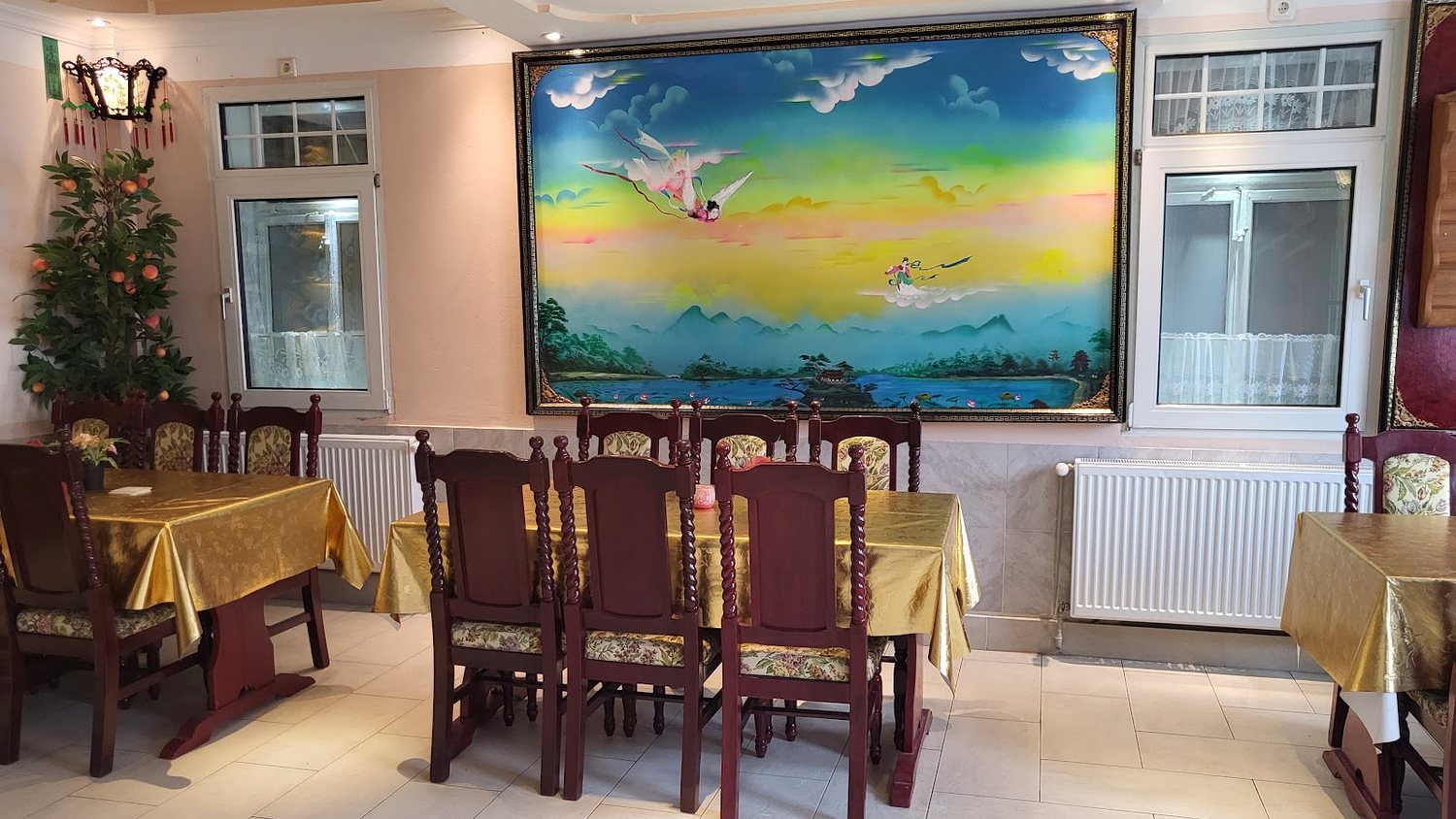 Dining room with wall mural
